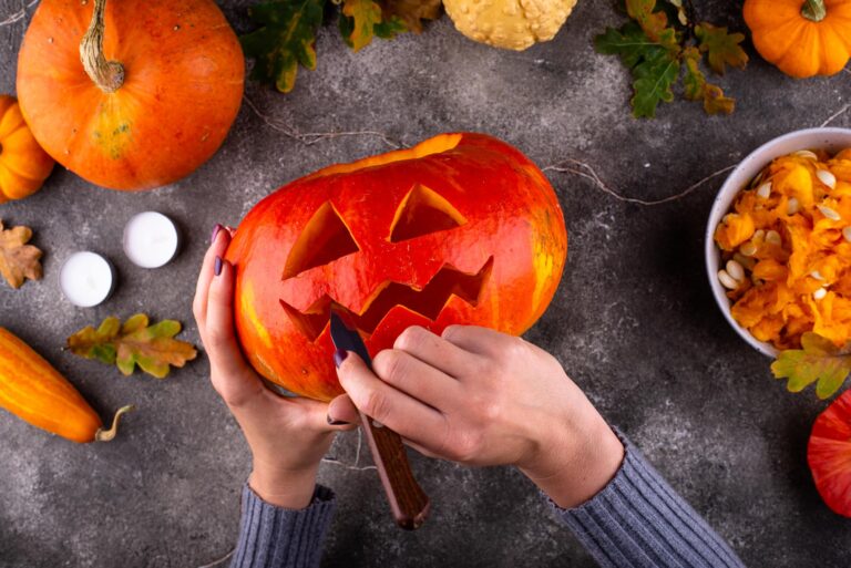Jak vyřezat dýni na Halloween