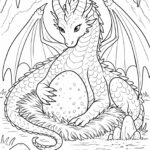 Černobílá omalovánka s dračí mámou, která chrání své vajíčko v jeskyni