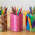 Stojánek na pastelky z ruliček od toaletního papíru“