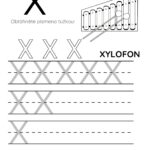 Pracovní list pro písmeno X s ilustrací xylofonu a tréninkovými linkami.